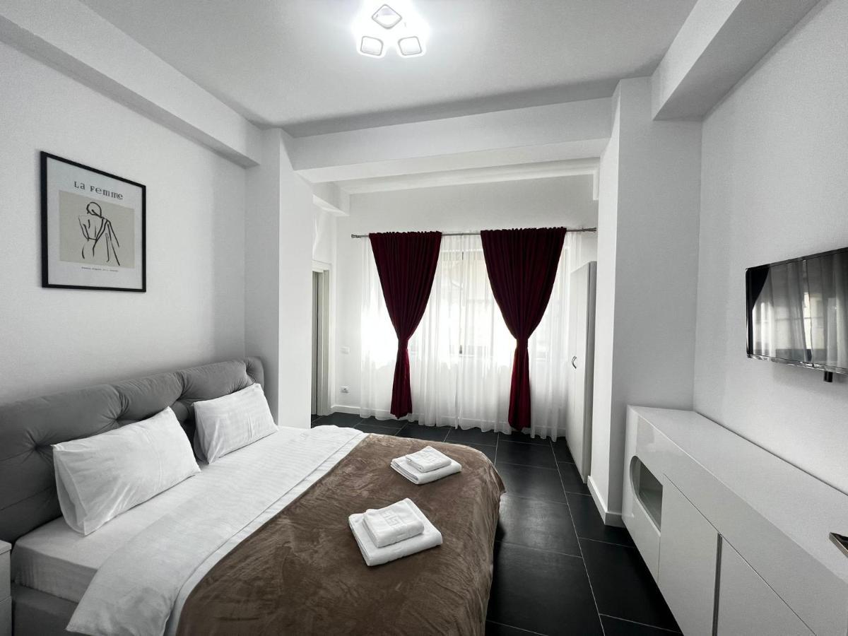 Marvellous Aparthotel With Master Apartments Szucsáva Kültér fotó
