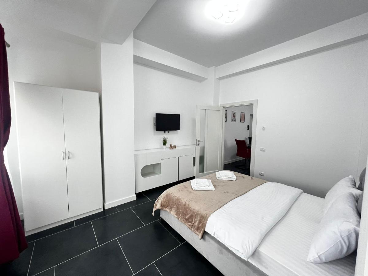 Marvellous Aparthotel With Master Apartments Szucsáva Kültér fotó