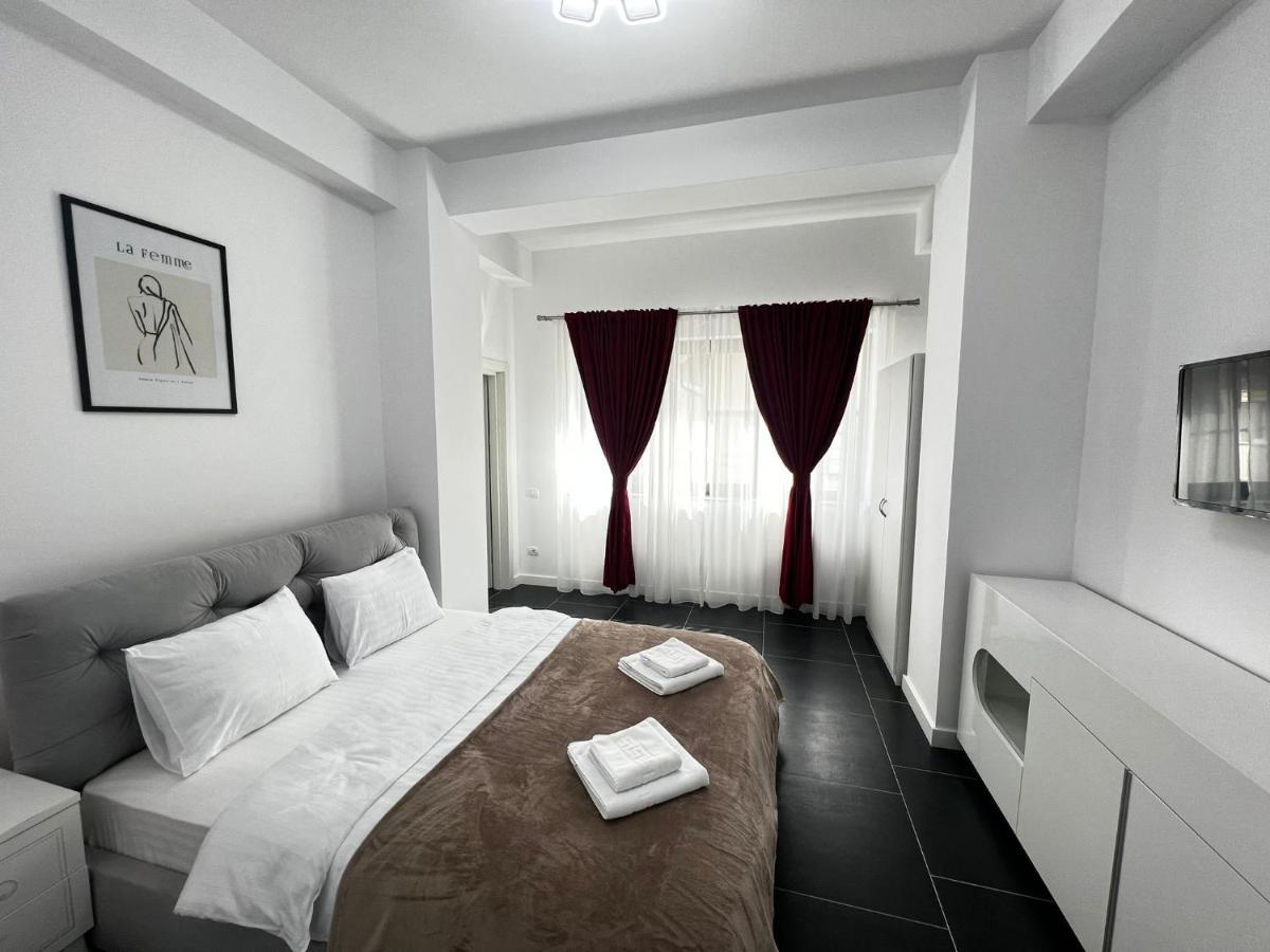 Marvellous Aparthotel With Master Apartments Szucsáva Kültér fotó