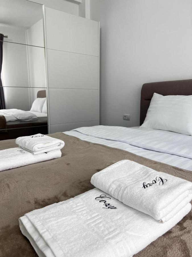 Marvellous Aparthotel With Master Apartments Szucsáva Kültér fotó