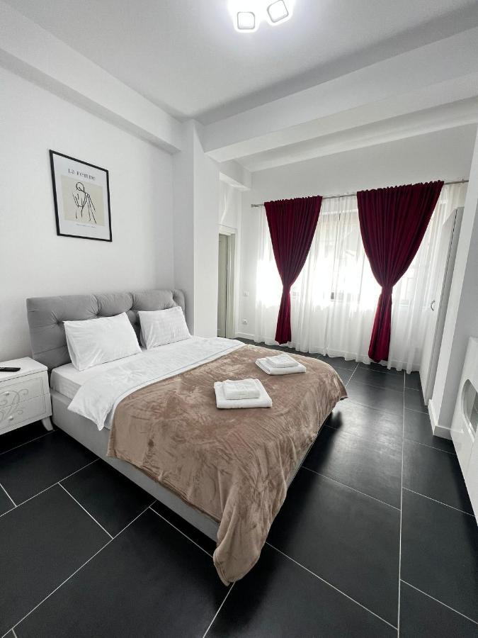 Marvellous Aparthotel With Master Apartments Szucsáva Kültér fotó