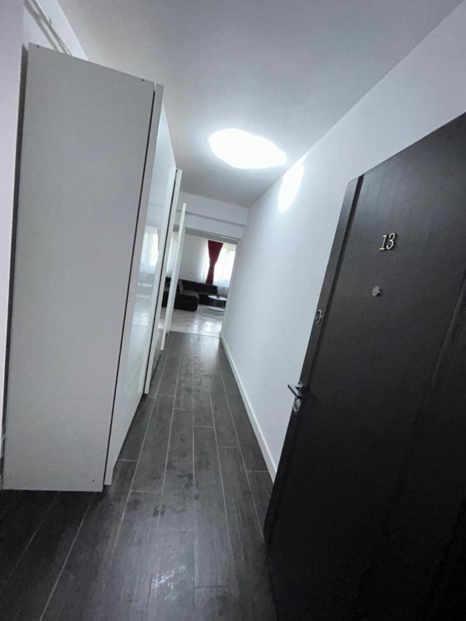 Marvellous Aparthotel With Master Apartments Szucsáva Kültér fotó